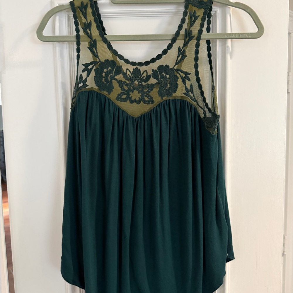 American Eagle Outfitters Green Floral Blouse